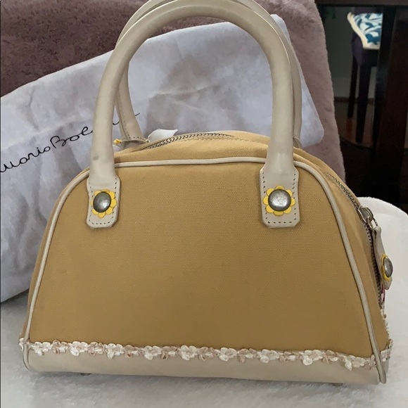 Fun purse - Picture 4 of 9